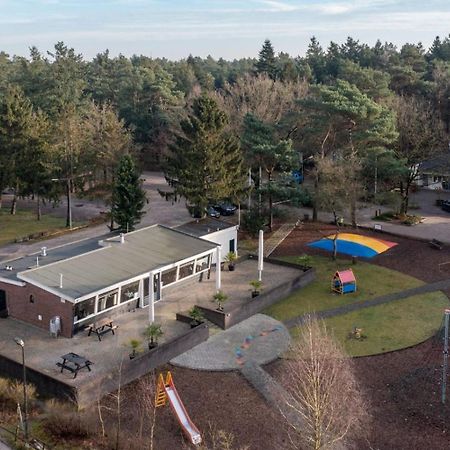 Sfeervol Chalet In Het Bos Нюнспет Экстерьер фото